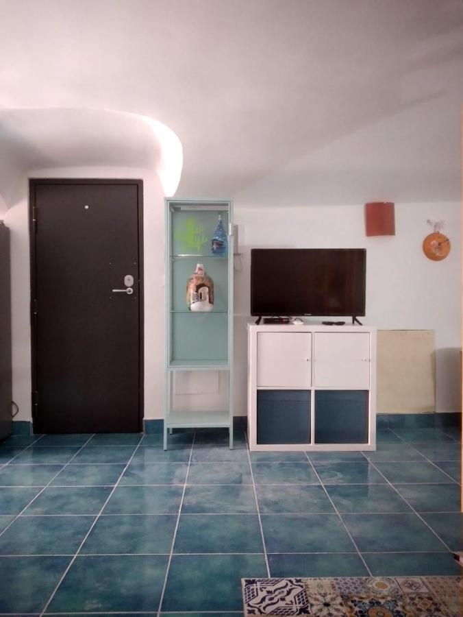 프로치다 Casa Adriano 아파트 외부 사진